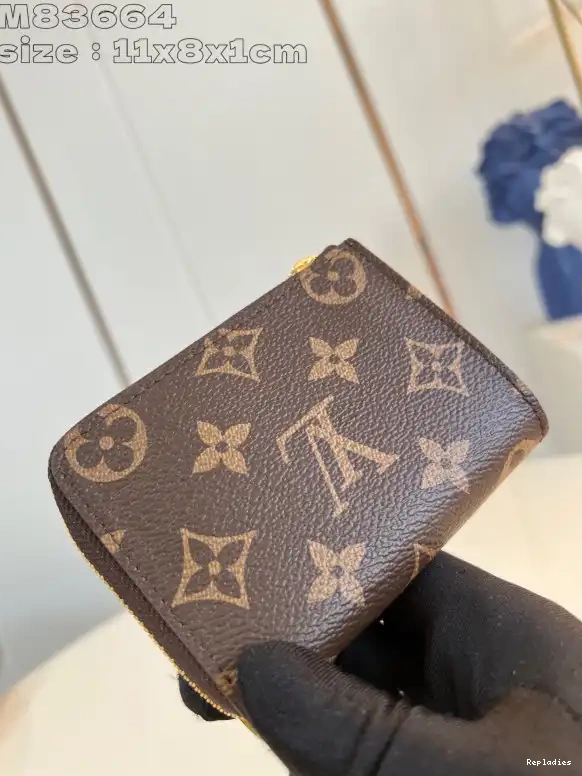 Fake Louis Bags Louis Vuitton Wallet-11*8.5*1.5CM Noa Compact 0629